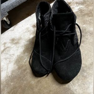 Toms Black suede booties with sparkles